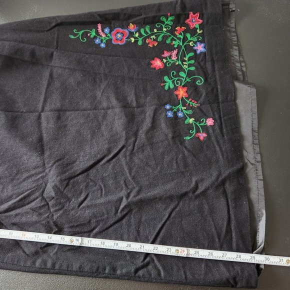 Vintage 90s Pendleton Black Floral Embroidered Midi Skirt Wool Cottage Size 14 - Picture 11 of 11